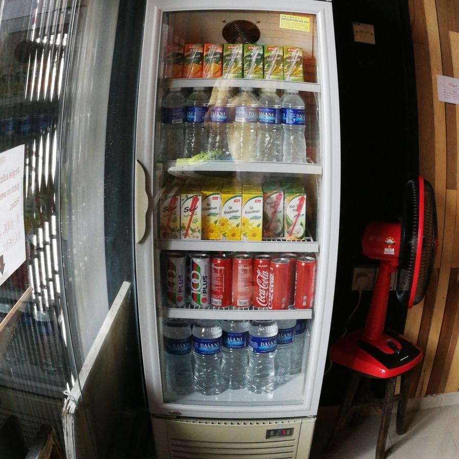 Monkey Motel Cafe Malacca מראה חיצוני תמונה