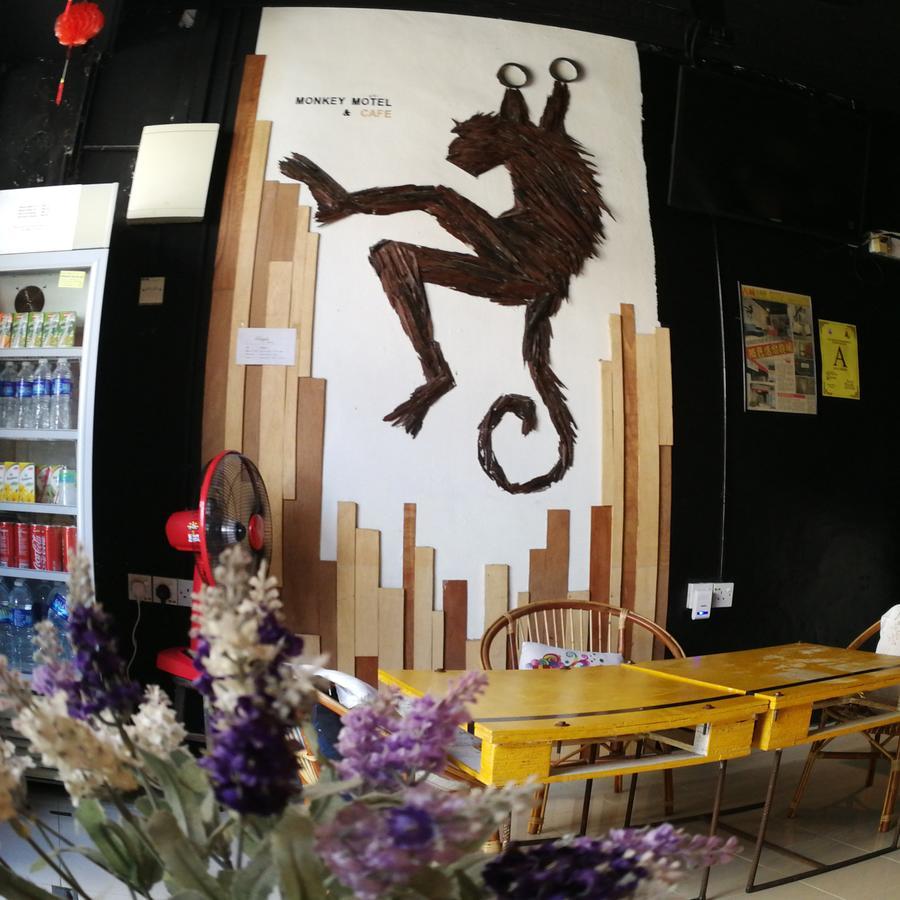 Monkey Motel Cafe Malacca מראה חיצוני תמונה