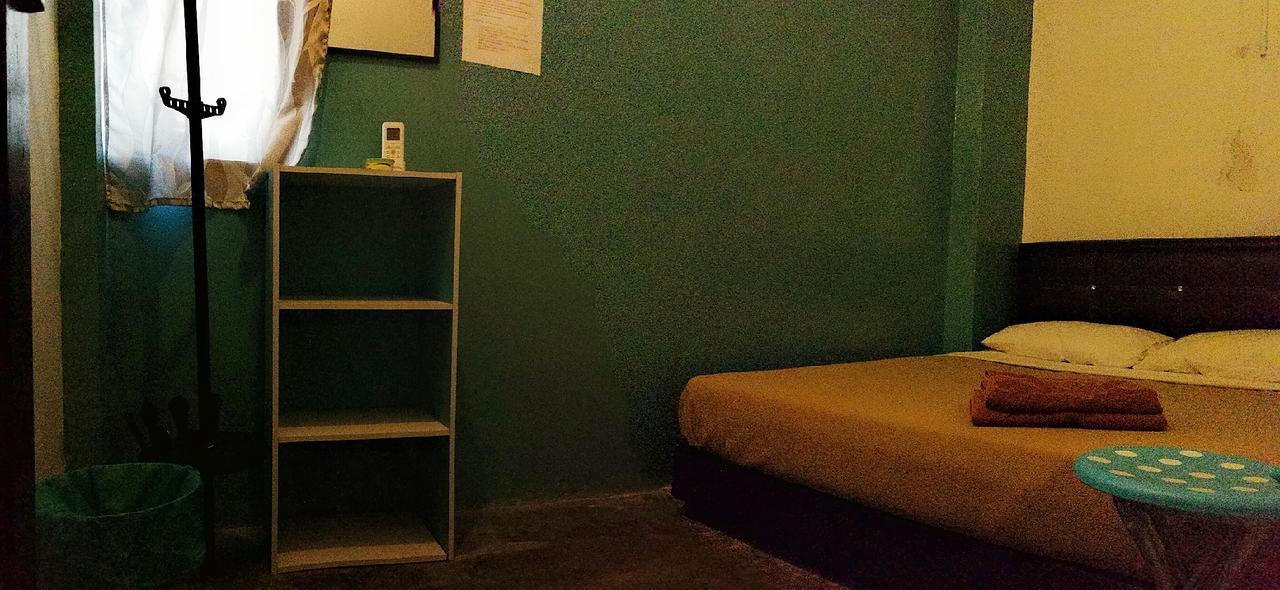 Monkey Motel Cafe Malacca מראה חיצוני תמונה