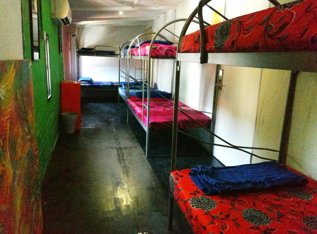 Monkey Motel Cafe Malacca מראה חיצוני תמונה