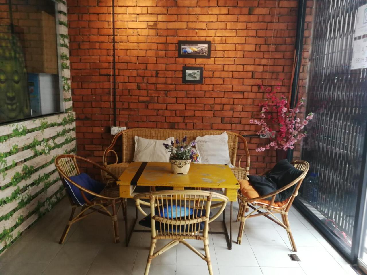 Monkey Motel Cafe Malacca מראה חיצוני תמונה